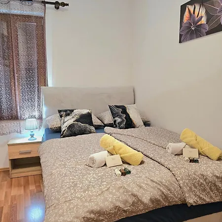 Apartman Summer Dream, Center Of